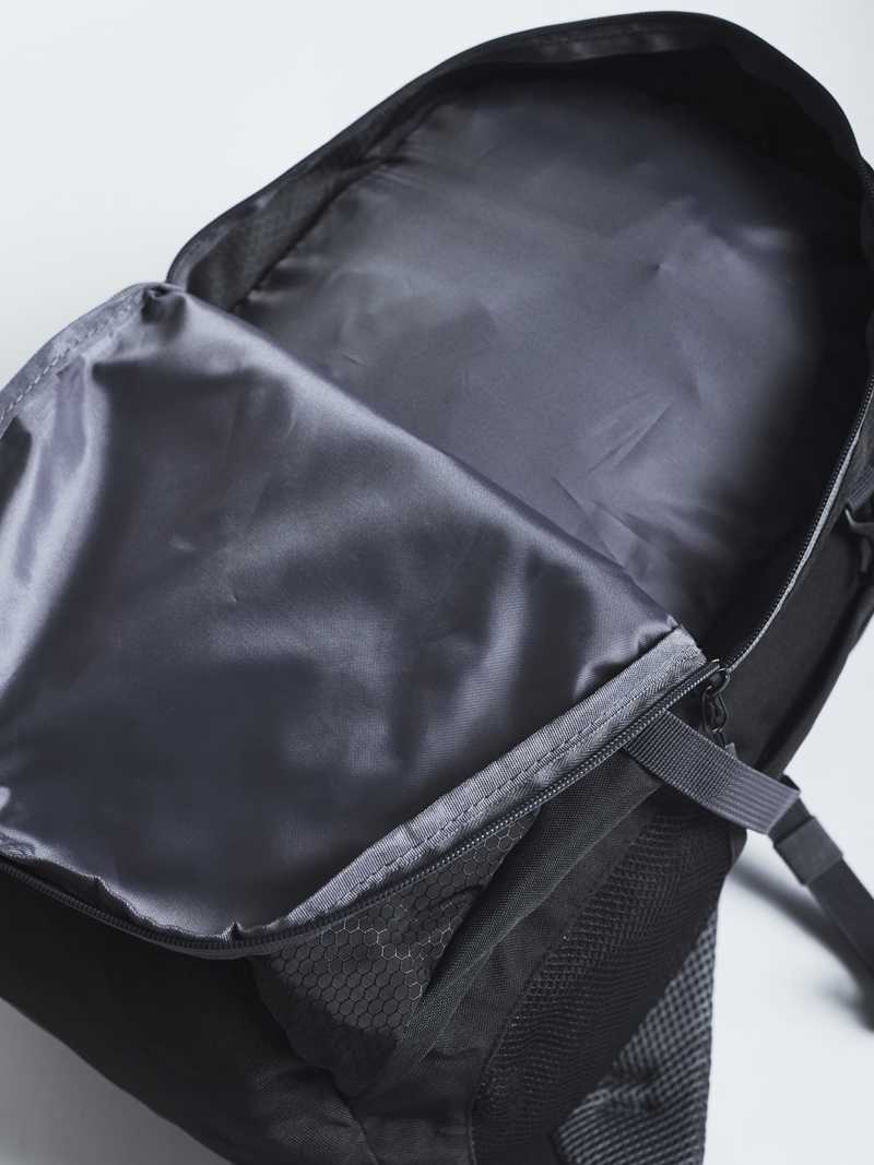 MANTO Cross backpack -reflective